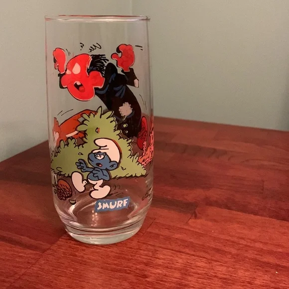 1982 Smurf glasses - Picture 4 of 9